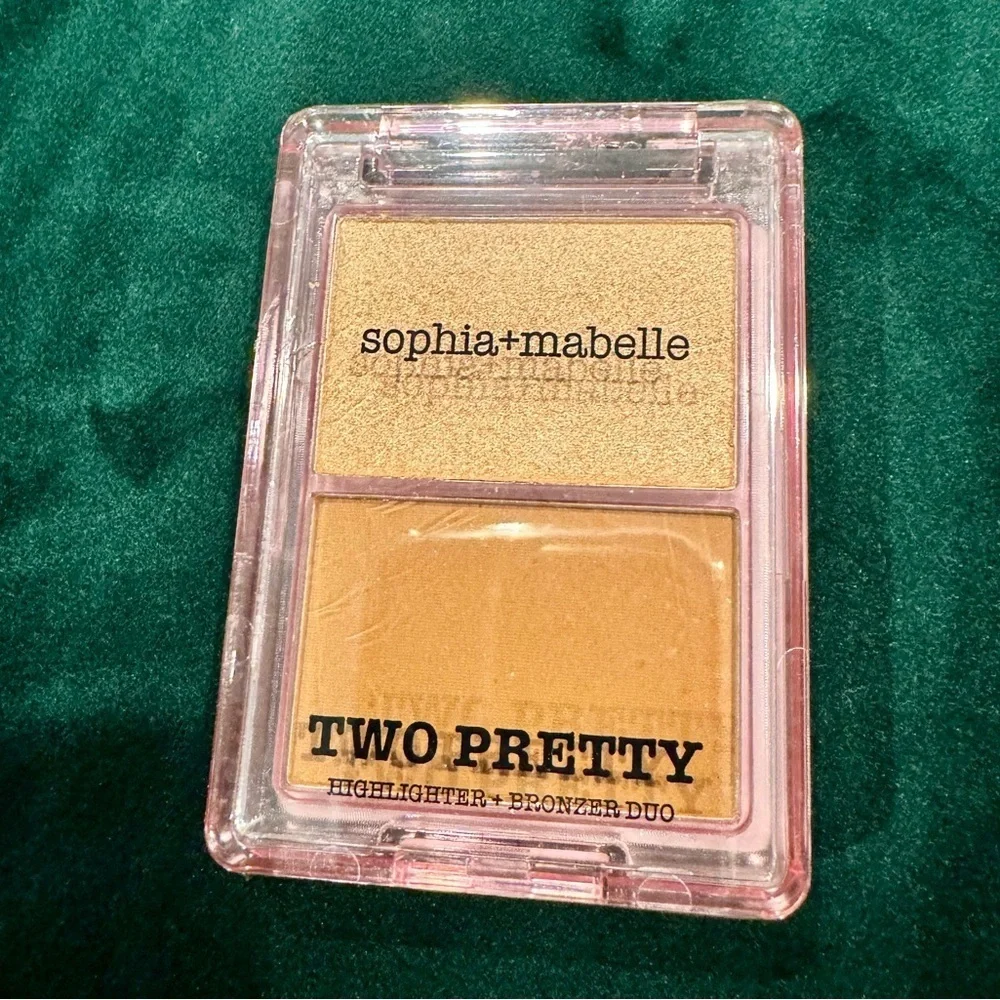 Sophie + Mabelle Sunlit Sand Bronzer and Highlight